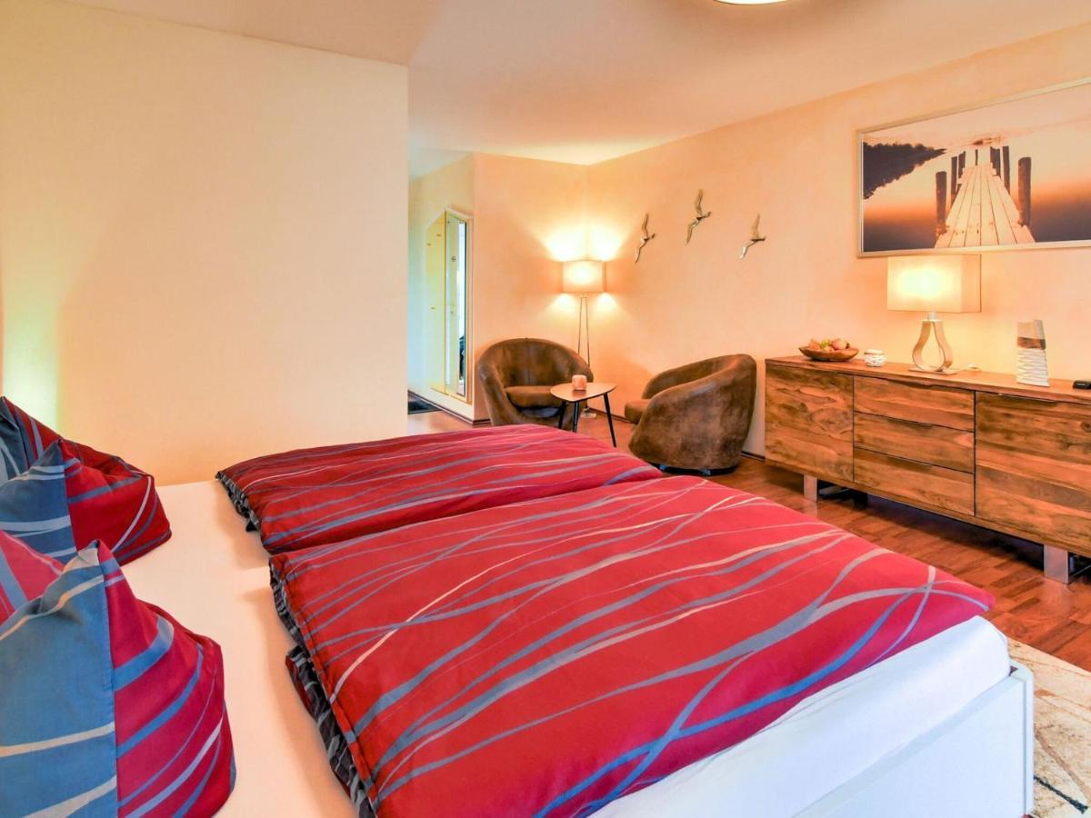 Charming Apartment With A Terrace Near The Sea Wiek auf Rügen Zewnętrze zdjęcie