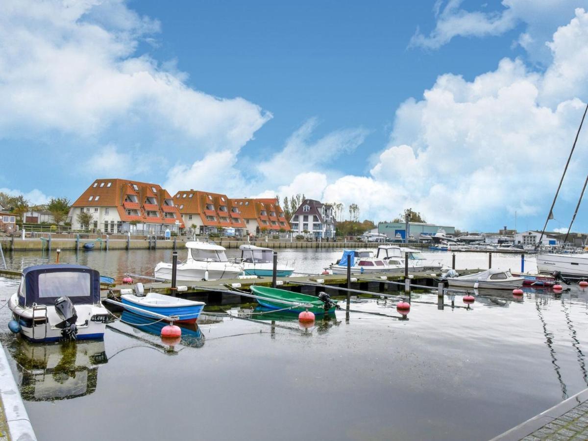 Charming Apartment With A Terrace Near The Sea Wiek auf Rügen Zewnętrze zdjęcie